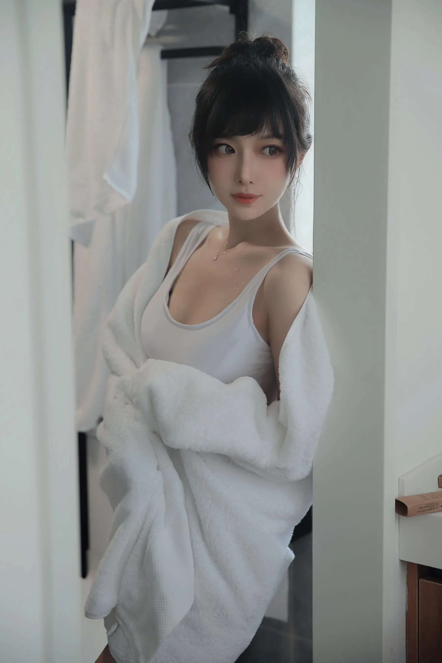 Shika小鹿鹿 – NO.81 半透浴室 [23P]插图9